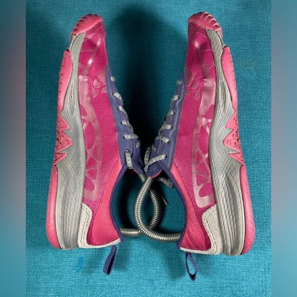 Size 6 - Women’s Merrell Pink Running mesh shoes - Picture 5 of 8